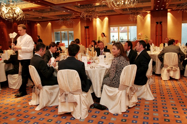 Gala......